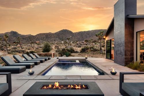 Joshua Tree Highlands House | Escape to Amaru Muru - Oasis with Pool & Yoga Retreat