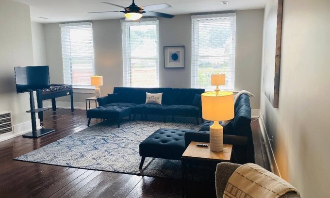 Jonesborough Apartment | Inviting 1 Bedroom Apartment in Downtown Jonesborough