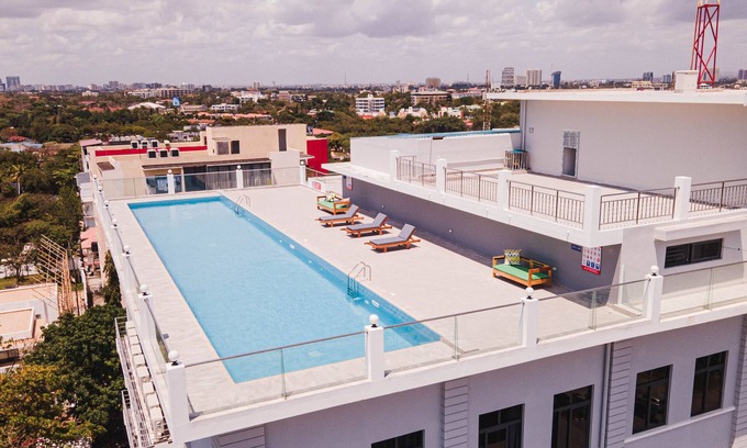 Masaki Apartment | Modern 1BR Apartment with WiFi, Pool & Gym Access