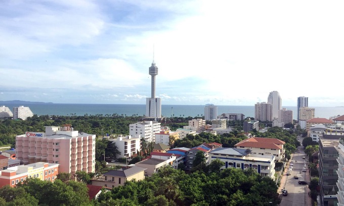 Pratumnak Hill Condo | Inviting 2-Bedroom Retreat in Pattaya by Beach & Walking Street