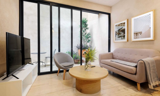Santa Maria la Ribera Apartment | Welcoming 2BR Retreat in Cuauhtemoc with Kitchen Access