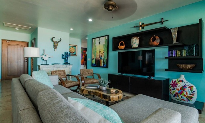 Centro Condo | Ocean View 3bd Villa Condo with Pool & Family Amenities