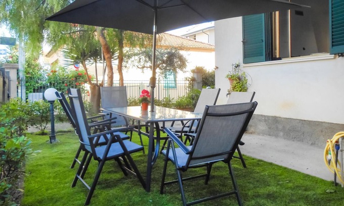 Tortoreto Lido Apartment | Cozy 3 Bedroom Retreat in Tortoreto Lido with Ocean Views