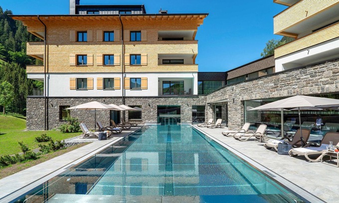 Klosterle Apartment | Cozy 1 Bedroom Retreat in Klösterle with Lake View