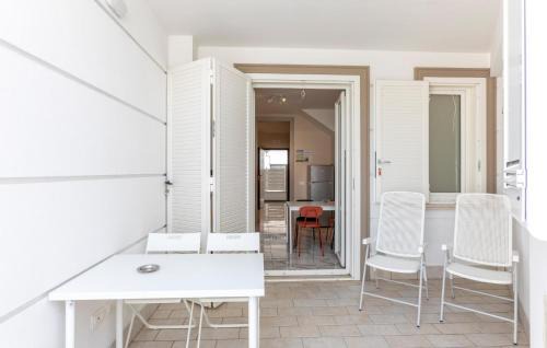 Boscoreale Apartment | Cozy Apartment in Boscoreale with Wi-Fi for Families
