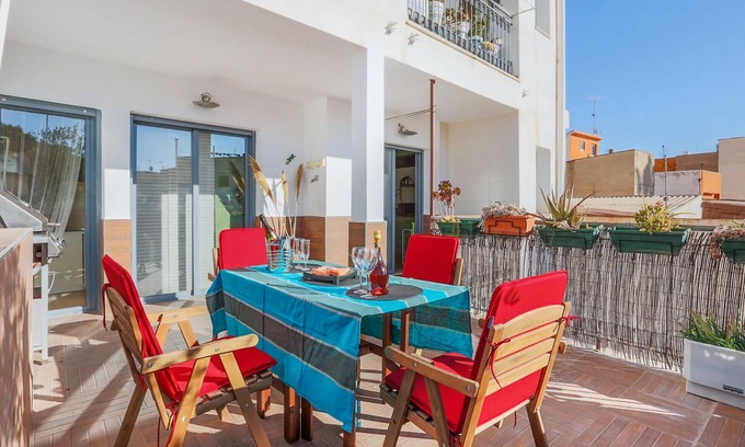 Lorca Apartment | Inviting Vacation Apartment in Lorca with Spa & Kitchen