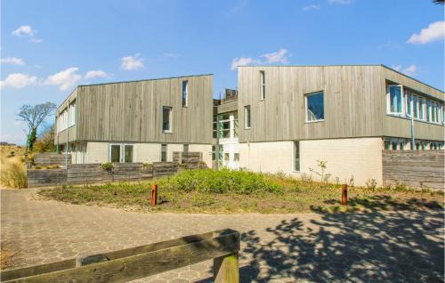 Schiermonnikoog Apartment | Relaxing Apartment in Schiermonnikoog with Private Pool
