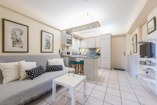 Pallini Apartment | Convenient Apartment Pallini - Close to Airport & Metro