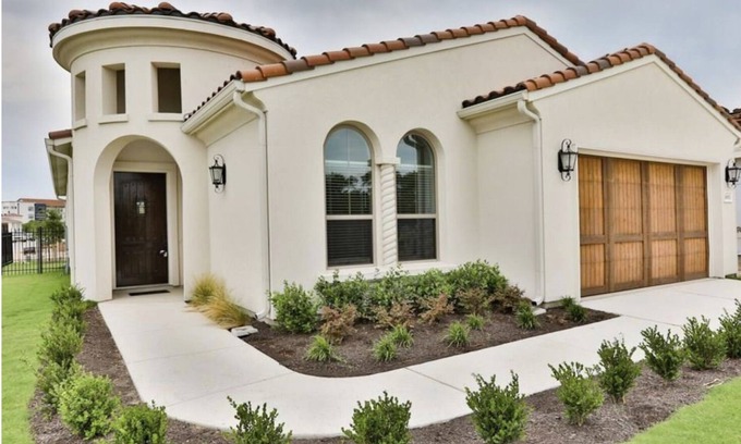 McKinney House | Delightful Stay in Austin: Pet and Child Friendly Amenities