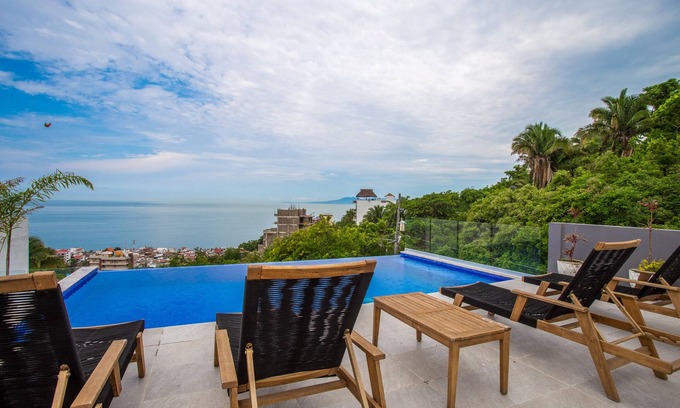Downtown Puerto Vallarta Condo | Unforgettable Casa de Caras 3: Oceanfront Bliss Awaits