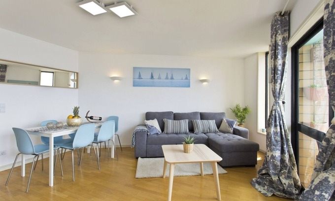 Leixões Apartment | Exceptional Comfy Flat w/ Balcony, Pet Friendly & Spa