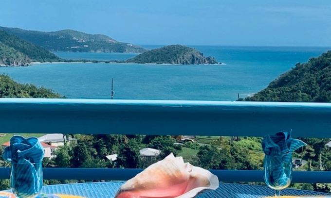 Estate Emmaus House | Experience Dual Views & Island Vibes at Our Top-Rated Hotel