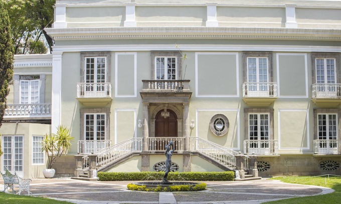 La Concepcion House | Elegant French Mansion with Pool & Spa in Coyoacan