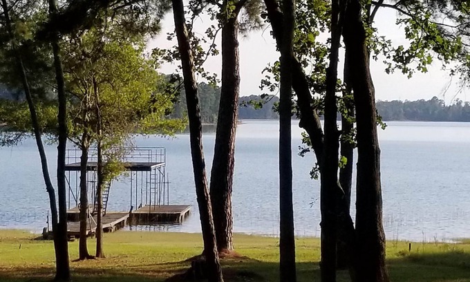 Lincolnton House | Gorgeous Waterview Stay with Dock Near Rocky Branch Golf Course