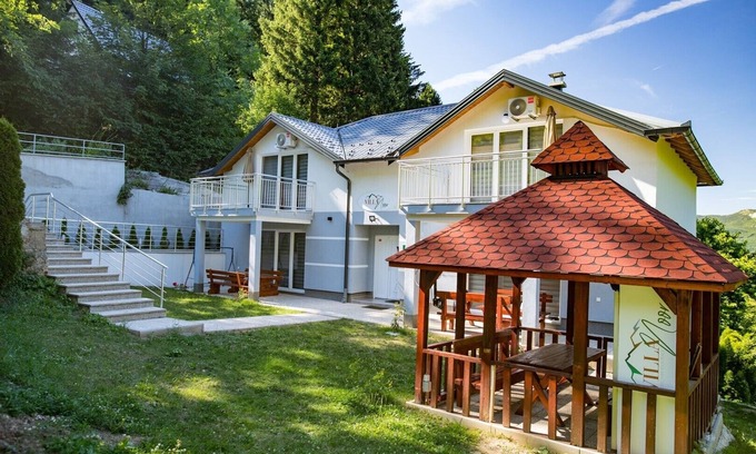East Sarajevo House | Tranquil Holiday House Noor Nestled in Nature's Embrace
