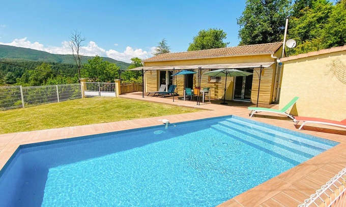 Molieres-sur-Ceze House | Pet-Friendly 2-Bedroom Retreat with Private Pool in Molières