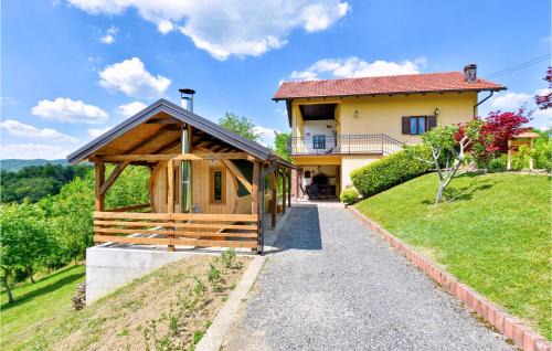 Sveti Ivan Zelina House | Inviting Home in Adamovec with Sauna & Family-Friendly Amenities