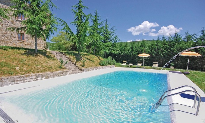 Apecchio House | Discover 10 Bedroom Retreat in Apecchio PU with Pool