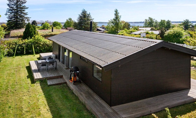Bog By House | Discover Modern Comfort on Bogø Island with Spa and Breakfast