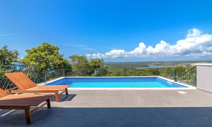 Brovinje House | Amazing home in Brovinje