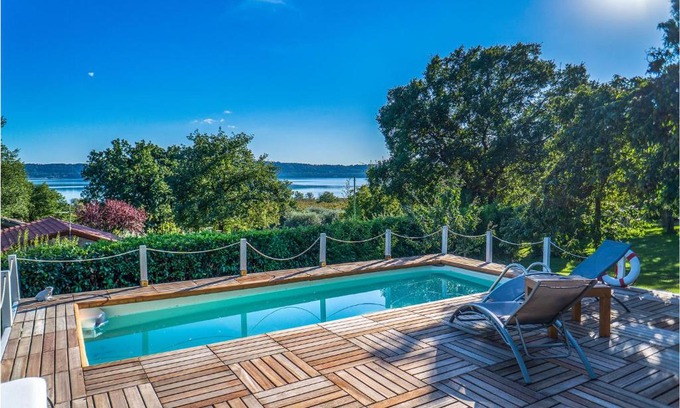 Caprarola House | Cozy Home in Caprarola with Pool and Hot Tub Amenities