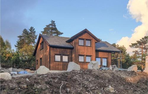 Øvre Ramse House | Pet-Friendly 2 Bedroom Home in Dlemo for Family Getaways