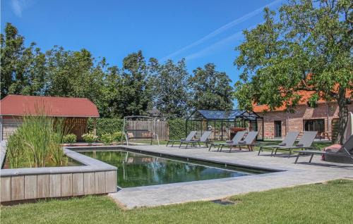 Woumen House | Relaxing Retreat in Diksmuide with Pool & Pet-Friendly Stays