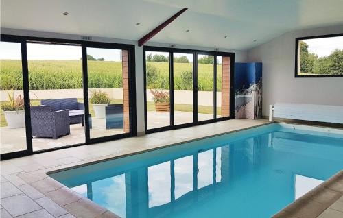 Elliant House | Cozy Elliant Home with Pool and Wifi for Your Getaway