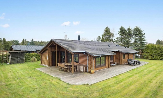 Fjerritslev House | Cozy Home in Fjerritslev with Wifi and Family-Friendly Amenities