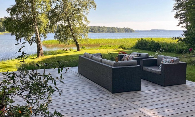 Hoor House | Idyllic Lakeside Retreat in Skåne with Spa & Pet Friendly