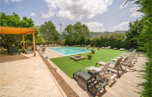 San Giuseppe Jato House | Inviting Home in San Giuseppe Jato with Pool and Wifi