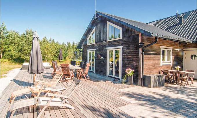 Larbro House | Inviting Home in Lörbro with Family-Friendly Kitchen