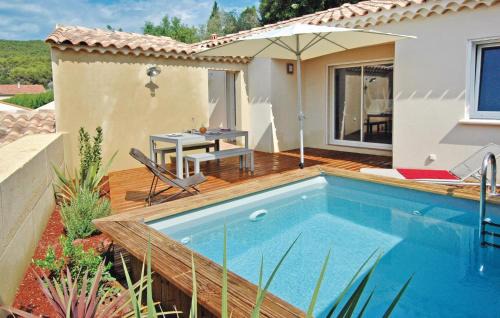Laudun House | Top-Rated Home in Laudun-lardoise with Pool and Kitchen