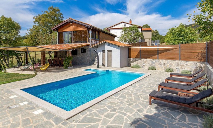 Klana House | Spacious 3-Bedroom Getaway in Lisac with Private Pool