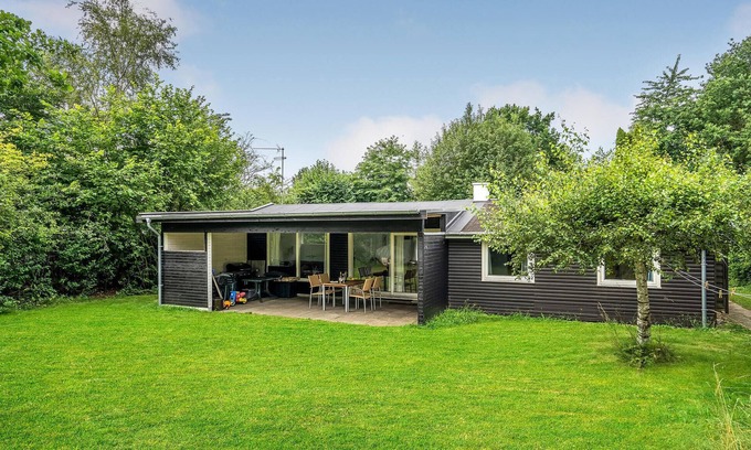 Nykobing Sjaelland House | Historic House with Breathtaking Isefjord Views & Spa