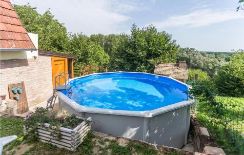 Opatovac House | Cozy Home in Opatovac with Pool and Pet-Friendly Amenities