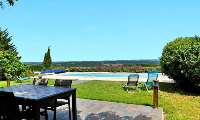 Plazac House | Spacious 3-Bedroom Retreat with Pool in Plazac