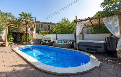 Polje House | Delightful Home in Polje with Heated Pool and Hot Tub