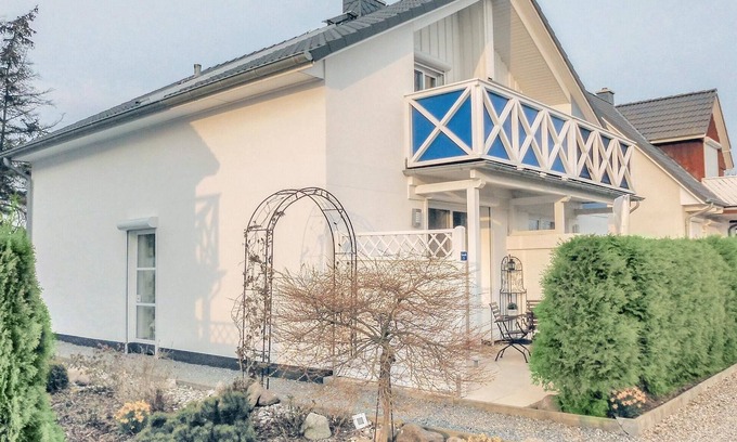 Heringsdorf House | Cozy 2-Bedroom Retreat in Süssau with Ocean View