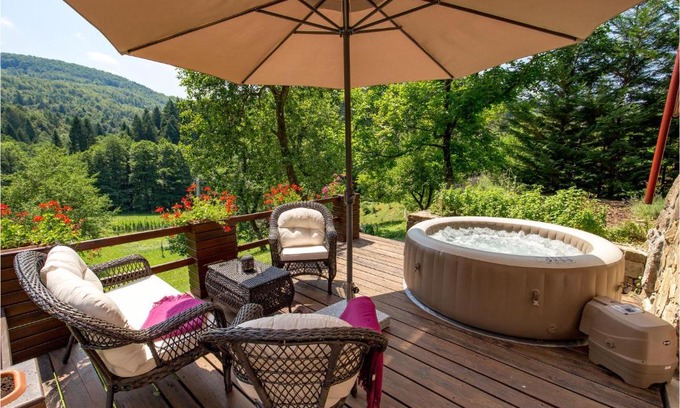 Skrad House | Inviting Skrad Retreat with 3 Bedrooms, Hot Tub & Sauna