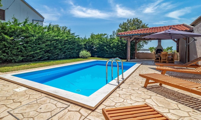 Smrika House | Relaxing Vacation Home with Pool in Scenic Village