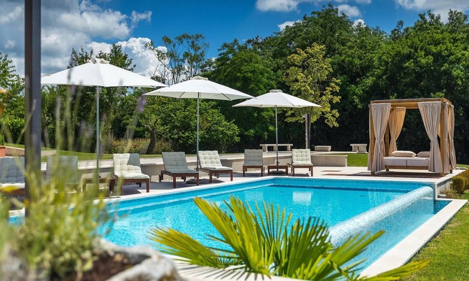 Tinjan House | Top-Rated Villa Village with Private Pool in Central Istria