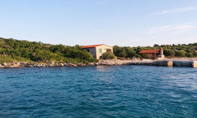 Otok Zizanj House | Enjoy a Sunny Getaway on the Beautiful Croatian Island