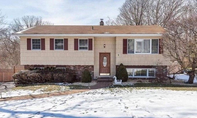 Walton Park House | Beautiful Home Near West Point with Lake View & Family Amenities