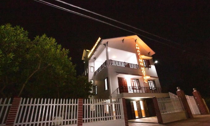 Dong Hoi House | Beautiful Oceanfront Hotel in Trương Pháp, Đồng Hới