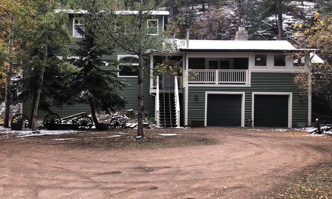 Bailey House | Riverside Retreat: Hot Tub, Pool & Spa - Guest Rated 10/10