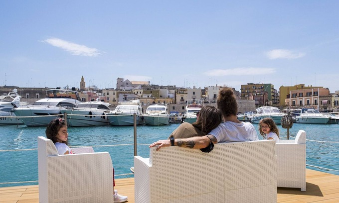 Bisceglie Boat Rental | Top-Rated Houseboat Experience in Apulia with Breakfast