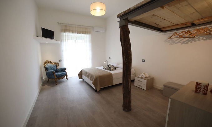Castellammare di Stabia Apartment | Cozy Apartment Near the Sea: Experience Pompei and Amalfi