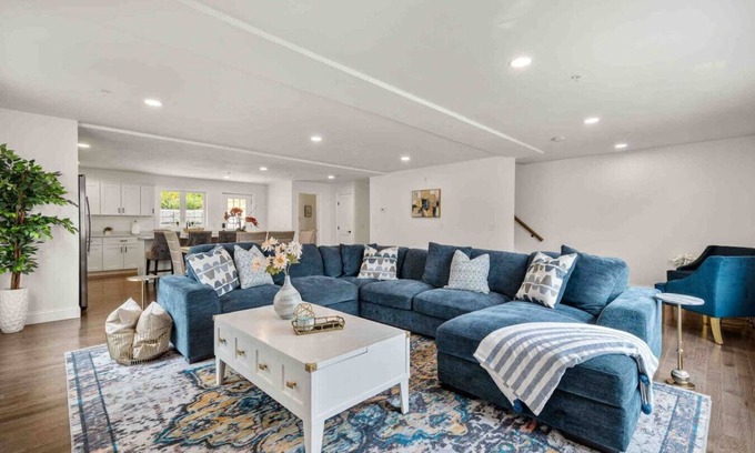 Worcester House | Pet-Friendly Townhouse with Garage Parking & Central Air