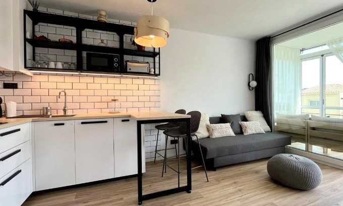 Tossa de Mar Apartment | Discover a Cozy Loft in Peaceful Surroundings
